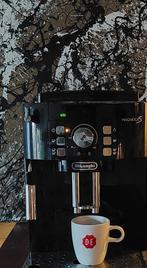 DeLonghi bonen Koffiemachine, Witgoed en Apparatuur, Koffiezetapparaten, Gebruikt, 10 kopjes of meer, Ophalen of Verzenden, Afneembaar waterreservoir