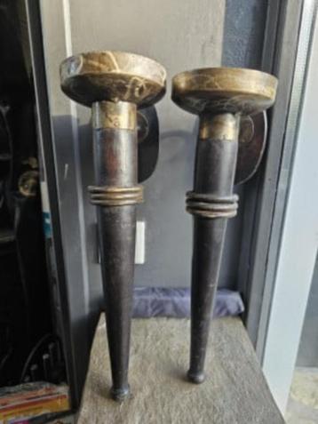 2 grote prachtige vintage tuin/wandfakkels voor buitendecora beschikbaar voor biedingen