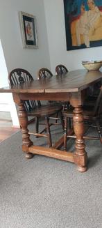 Antieke Eettafel met 6 Wheelback Windsor Stoelen, Ophalen