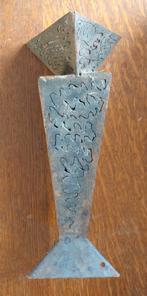 Oud gietijzeren kunstwerk / lamp, komt uit een pastorie., Antiek en Kunst, Ophalen