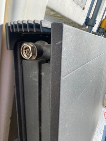 Moderne antraciet radiator | Rettig Belgium | Type 22 | 6bar beschikbaar voor biedingen