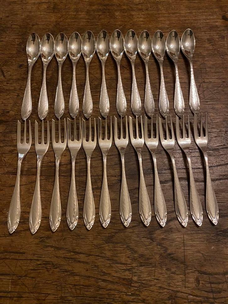 2 sets van 12 verzilverde vorkjes en lepeltjes, Art Deco, Antiek en Kunst, Antiek | Bestek, Ophalen of Verzenden