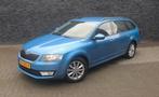 Skoda Octavia Combi 1.0 TSI Greentech Ambition Business 2016, Auto's, Voorwielaandrijving, Stof, USB, Blauw