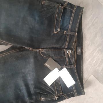 nieuwe MEXX spijkerbroek 42 beschikbaar voor biedingen