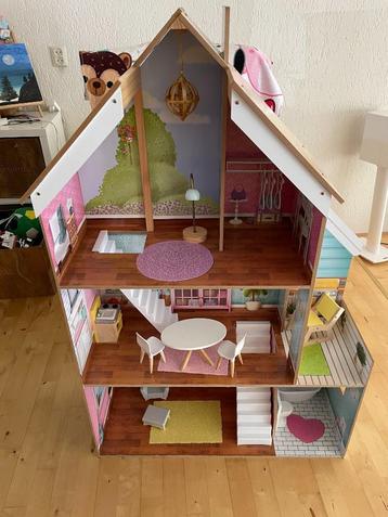 Poppenhuis KidKraft beschikbaar voor biedingen