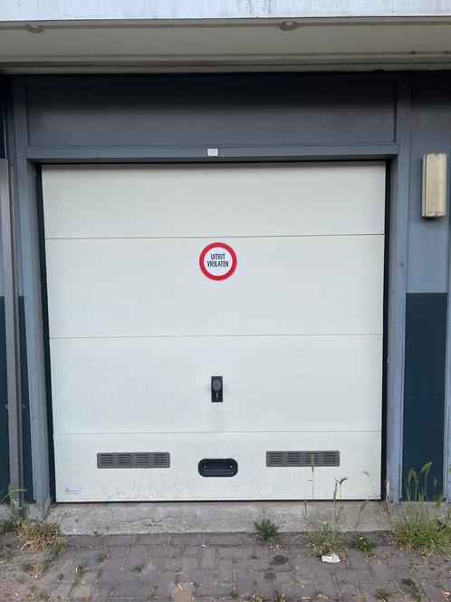 Garage/box te huur amsterdam 2 stuks, Huizen en Kamers, Garages en Parkeerplaatsen, Amsterdam