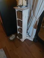 Gezocht wit kastje, Ophalen of Verzenden