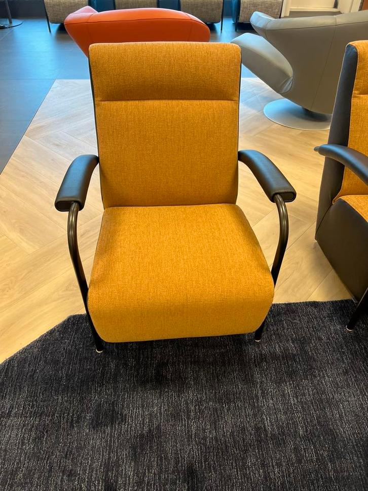 Leolux fauteuil Scylla, Huis en Inrichting, Fauteuils, Zo goed als nieuw, 50 tot 75 cm, 75 tot 100 cm, Ophalen