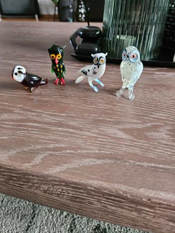 4 glazen uiltjes uil miniatuur beschikbaar voor biedingen
