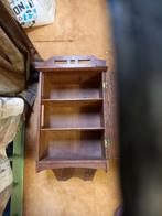 Antiek Bijbelkastje, Ophalen