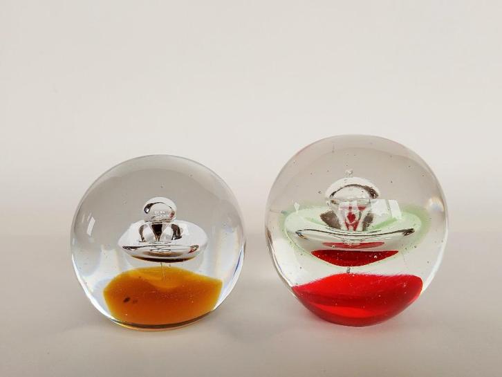 Presse-papier (2x) Paperweight Glasobject, Antiek en Kunst, Antiek | Glas en Kristal, Ophalen of Verzenden