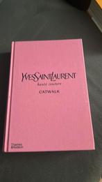 Yves Saint Laurent boek origineel, Ophalen of Verzenden, Zo goed als nieuw, Mode algemeen