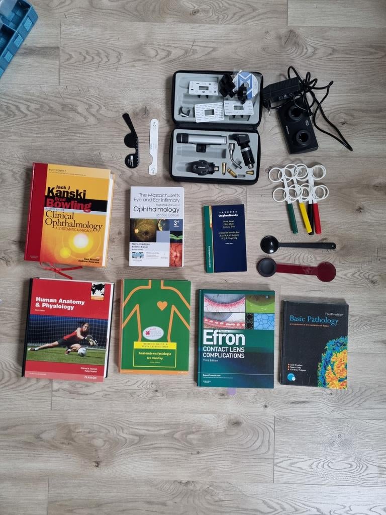 Diverse optometrie spullen/boeken, Ophalen of Verzenden