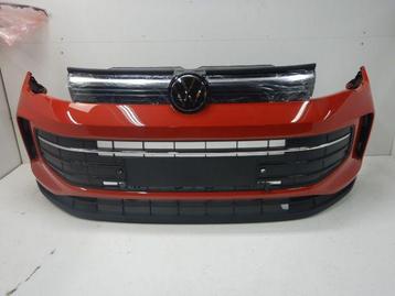 VW Tiguan 571 Voorbumper 6PDC Johannesbeerrot LB2B beschikbaar voor biedingen