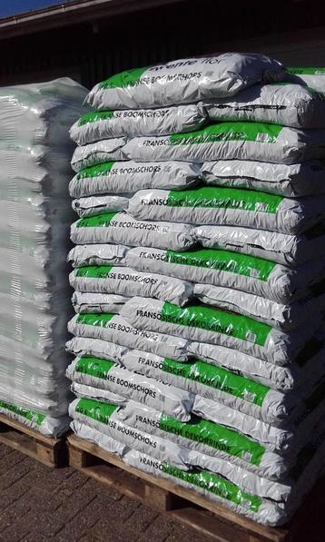 Franse boomschors zakken 50 liter beschikbaar voor biedingen