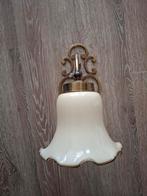 klassieke muur lamp, met glazen sierkap, Huis en Inrichting, Lampen | Hanglampen, Ophalen of Verzenden, Gebruikt, Glas, Minder dan 50 cm