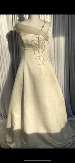 Bruidsjurk trouwjurk weddingdress satijn, Ophalen of Verzenden, Zo goed als nieuw, Wit, Trouwjurk