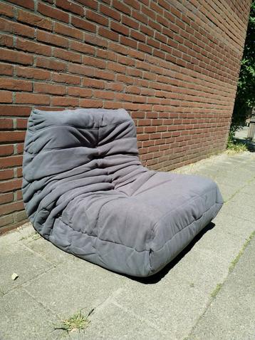 Rups stoel beschikbaar voor biedingen