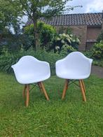 2 kinderstoeltjes (binnen gebruikt), Huis en Inrichting, Ophalen, Zo goed als nieuw, Twee