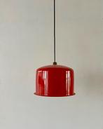 Rode hanglamp metaal retro, Huis en Inrichting, Lampen | Hanglampen, Gebruikt, Ophalen of Verzenden, Retro, Metaal