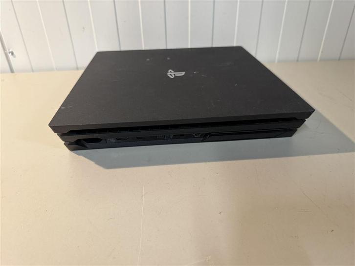 Sony PS4 PRO 1TB Console - Alleen Getest - Trage Disc Lezer, Spelcomputers en Games, Spelcomputers | Sony PlayStation 4, Gebruikt
