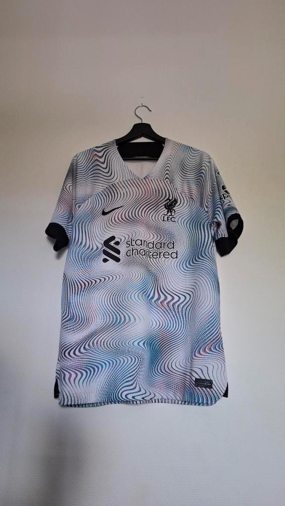 Liverpool FC 22/23 (uit-tenue) --> Maat L, Sport en Fitness, Voetbal, Nieuw, Shirt, Maat L, Ophalen of Verzenden