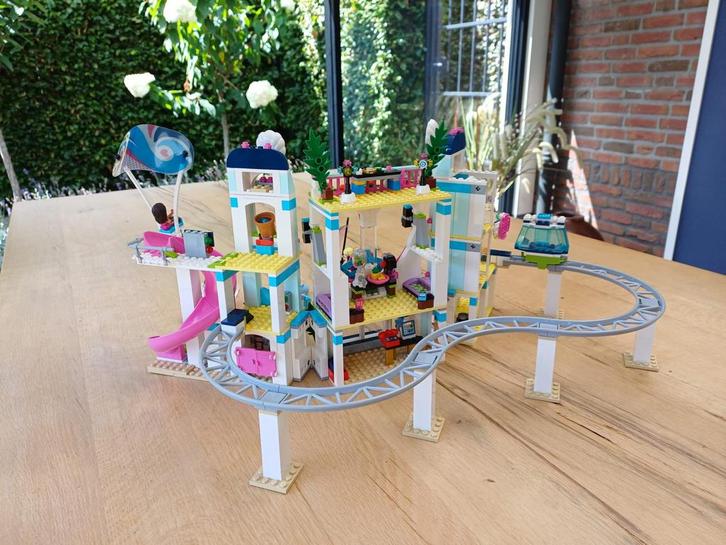 LEGO Friends Heartlake City Resort 41347, Kinderen en Baby's, Speelgoed | Duplo en Lego, Zo goed als nieuw, Lego, Complete set