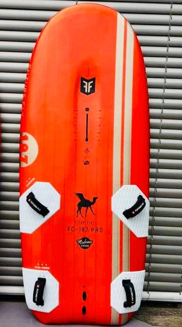 Future Fly Flying Camel SL pro 187, quasi nieuw, mooie prijs beschikbaar voor biedingen