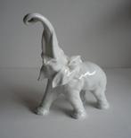 Prachtige antiek wit porseleinen olifant (België ?)., Antiek en Kunst, Antiek | Porselein, Verzenden