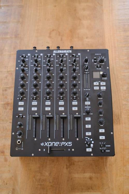 Allen&Heath Xone px5 performance mixer, Muziek en Instrumenten, Mengpanelen, Zo goed als nieuw, 10 tot 20 kanalen, Microfooningang