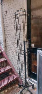 Kaartenmolen, Ophalen