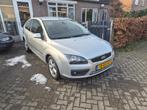 Ford Focus 1.6 74KW 3D AUT 2005 Grijs, Auto's, Ford, 1596 cc, Stof, 625 kg, Zwart
