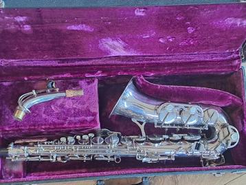 Gereviseerde Schenkelaars altsaxofoon, verzilverd beschikbaar voor biedingen