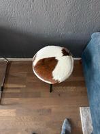 Krukje met koeienhuid zitting, Huis en Inrichting, Krukjes, Ophalen, Gebruikt
