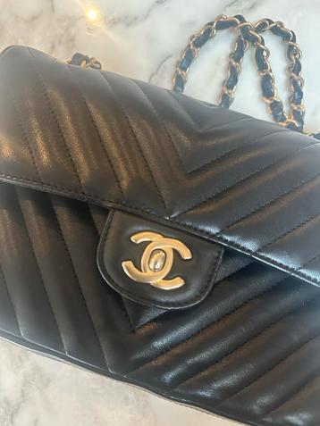Chanel Classic Chevron Small Double Flap Zwart beschikbaar voor biedingen
