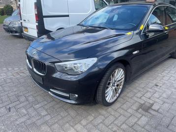 Voorkop compleet van een BMW 5-Serie (A90) beschikbaar voor biedingen