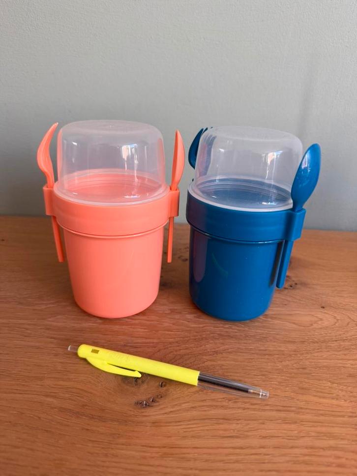 2 Nieuwe Yoghurtbekers met Lepel beker yoghurt, Huis en Inrichting, Keuken | Keukenbenodigdheden, Nieuw, Verzenden