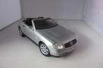 Mercedes SLK 230 cabrio 1;18, Hobby en Vrije tijd, Modelauto's | 1:18, Ophalen of Verzenden, Zo goed als nieuw, Auto, Maisto