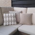 Luxe buitenkussen Zigzag | taupe, Huis en Inrichting, Woonaccessoires | Kussens, Ophalen of Verzenden, Nieuw, Beige, Vierkant