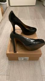 Bertie zwarte hakken/pumps 40, Ophalen of Verzenden, Zo goed als nieuw, Zwart