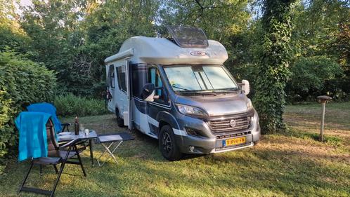 Zeer complete 4 persoons camper - LMC Breezer., Caravans en Kamperen, Campers, Particulier, tot en met 4, Half-integraal, LMC