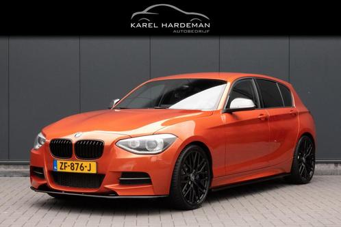 BMW 1-serie M135i xDrive High Executive | M-PAKKET | APPLE C, Auto's, BMW, Bedrijf, Te koop, 1-Serie, 4x4, ABS, Airbags, Airconditioning