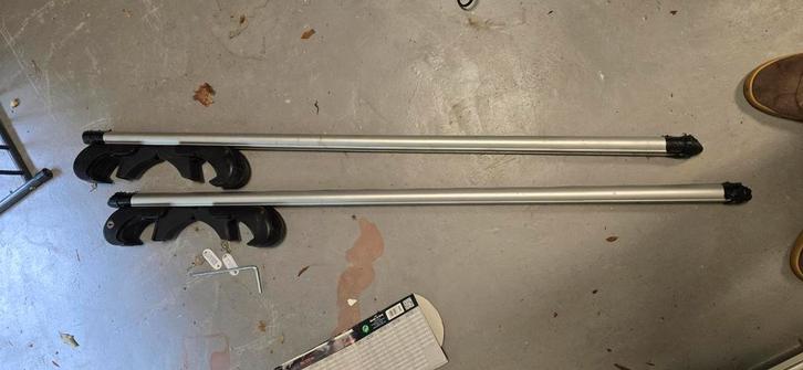 Dakdragers voor auto met roofrails, dakrelingen., Auto diversen, Dakdragers, Gebruikt, Ophalen of Verzenden