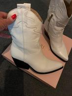 Notre V, Verzenden, Zo goed als nieuw, Zwart