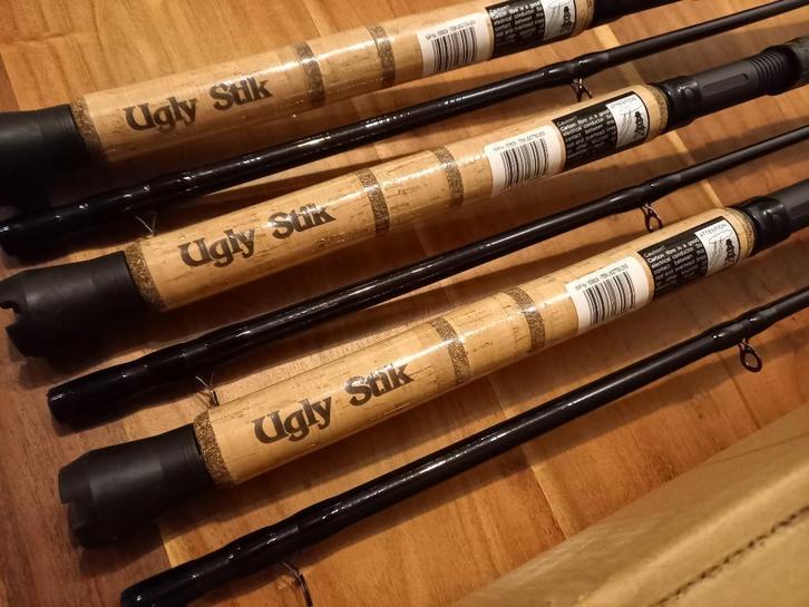 Ugly Stik hengels: Tiger Gold Tuff Trolling 2.40 (2 soorten), Watersport en Boten, Hengelsport | Roofvissen, Nieuw, Werphengel