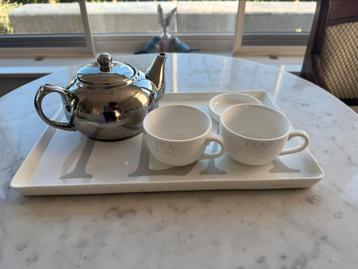 Rivièra Maison thee servies op dienblad beschikbaar voor biedingen