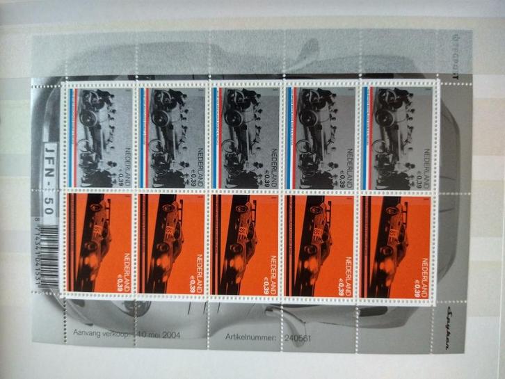 Diverse Postfrisse Velletjes Uit 2004, Postzegels en Munten, Postzegels | Nederland, Postfris, Na 1940, Ophalen of Verzenden
