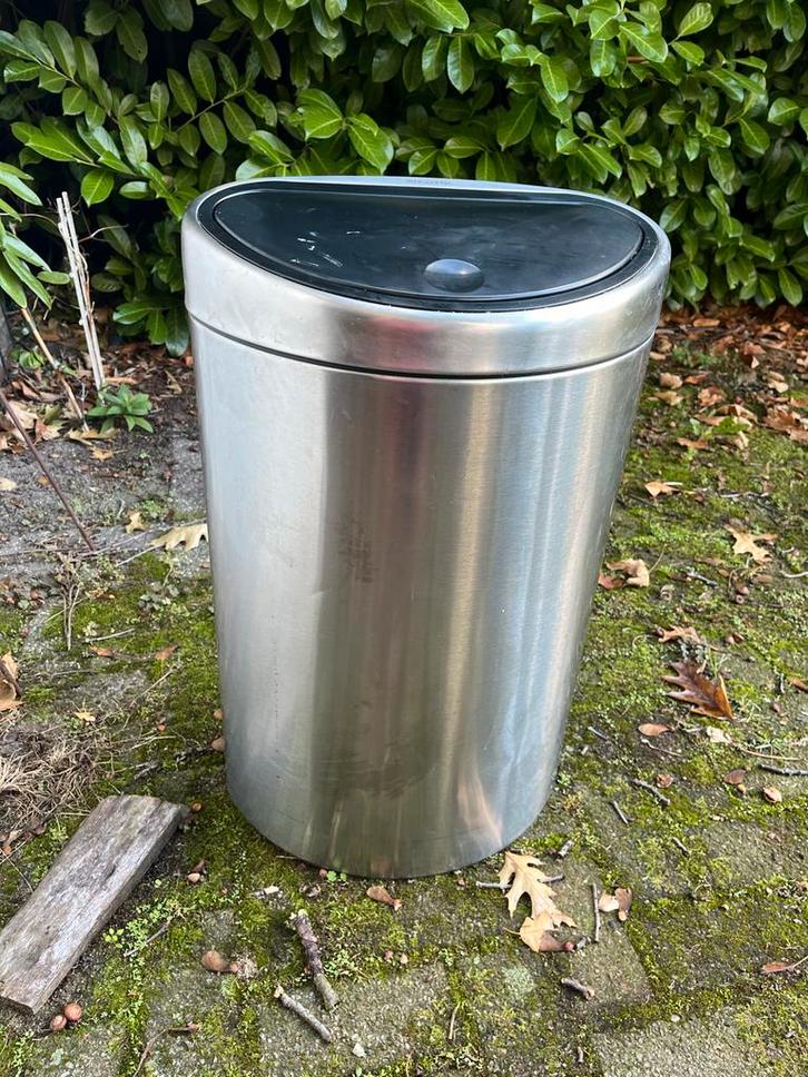 Brabantia Prullenbak - Netjes!, Huis en Inrichting, Woonaccessoires | Prullenbakken, Gebruikt, Rvs, 50 tot 75 cm, 20 tot 30 liter