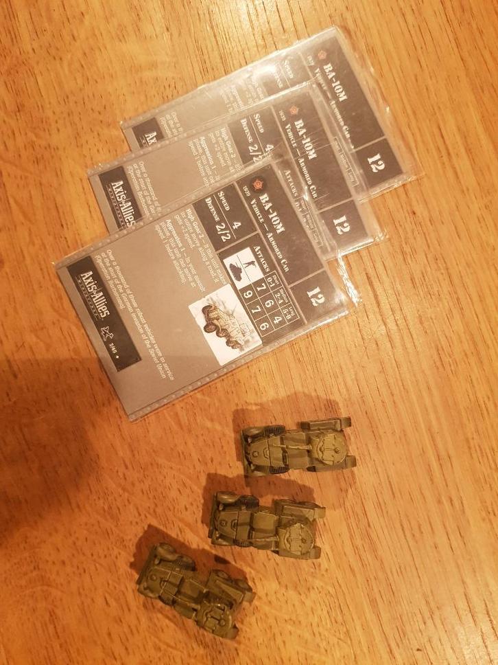 Axis and Allies miniatures - Soviet units, Hobby en Vrije tijd, Wargaming, Zo goed als nieuw, Overige soorten, Figuurtje(s), Met verf