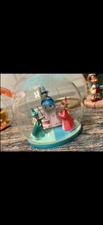 Disney kerstbal 3 goede feeen, Verzamelen, Ophalen of Verzenden, Overige figuren, Zo goed als nieuw, Beeldje of Figuurtje